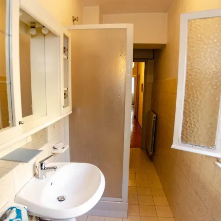La Rosa Apartment